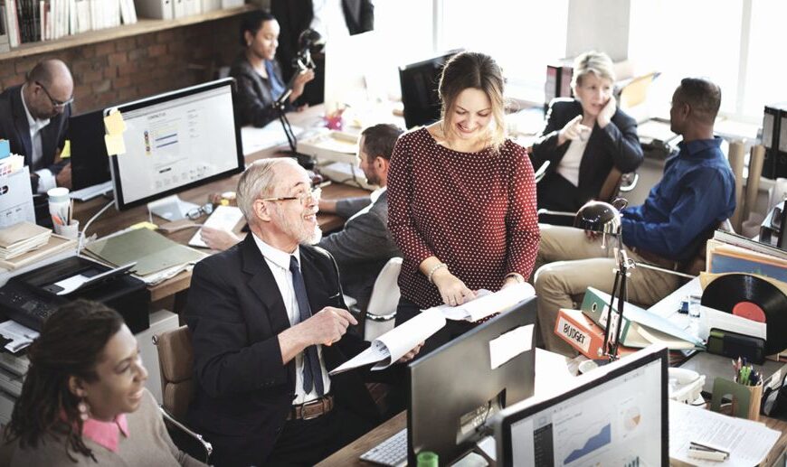 Reformas laborales y previsionales: Impacto económico y jurídico.